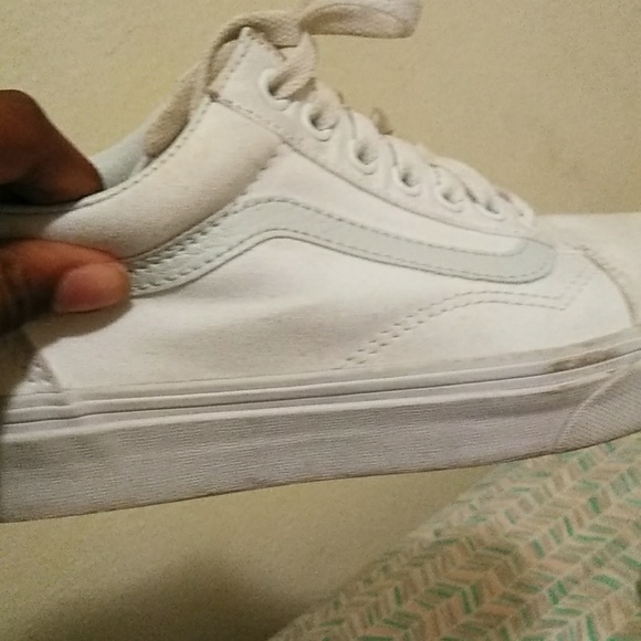 Vans - Picture 2 of 4